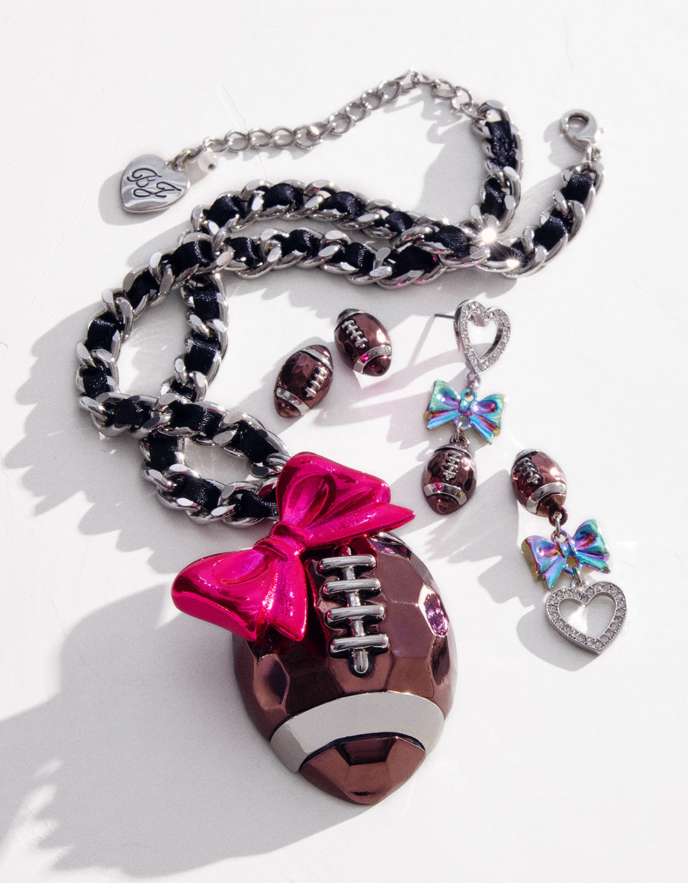 RIBBON FOOTBALL PENDANT PINK - Image 2